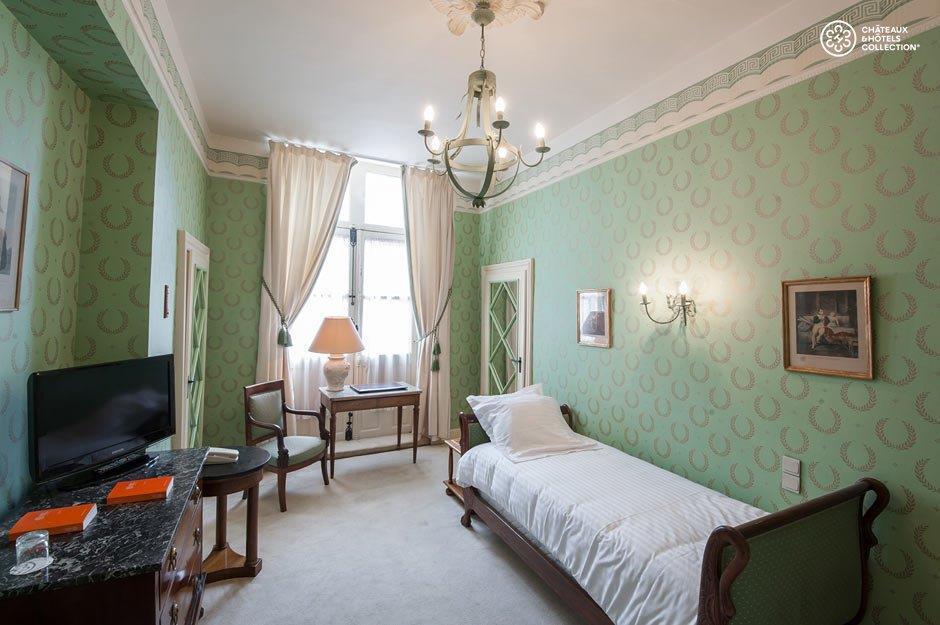 Hostellerie De La Poste - Les Collectionneurs Avallon Room photo